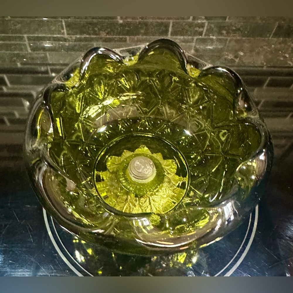 VTG Indiana Glass Diamond Point Footed Avacado Bowl w/Metal Leaf Base - Picture 4 of 9